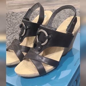 Dr. Scholls wedge heels